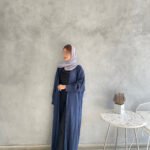 عباية عملية ملونة