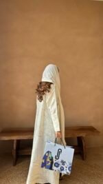 ⁦عباية بيضاء عملية⁩ - الصورة ⁦8⁩