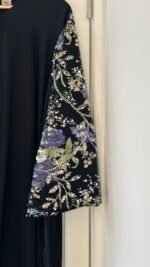 ⁦عباية عملية فخمة⁩ - الصورة ⁦2⁩