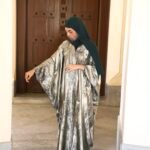 عباية عملية ملونة