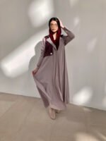 عباية عملية ملونة