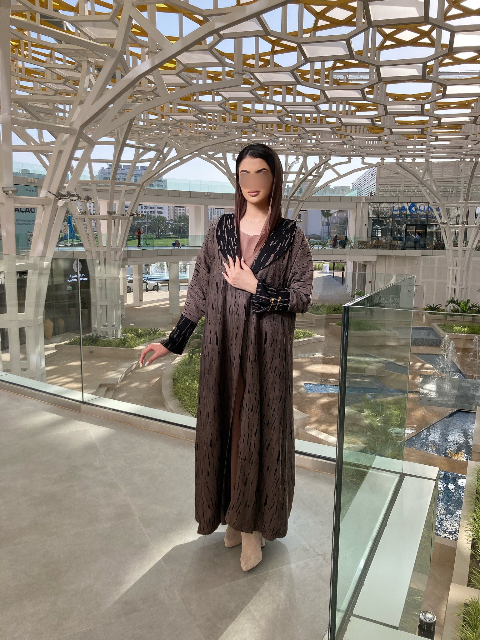 IMG_6292 عباية عملية ملونة - الصورة 1