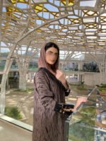 ⁦عباية عملية ملونة⁩ - الصورة ⁦2⁩