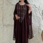 لبسة راقية و فخمة من الدانتيل